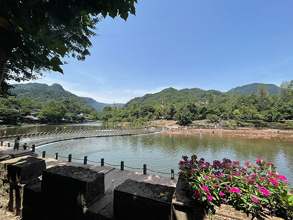 民宿跟傳統的酒店設計旅館設計